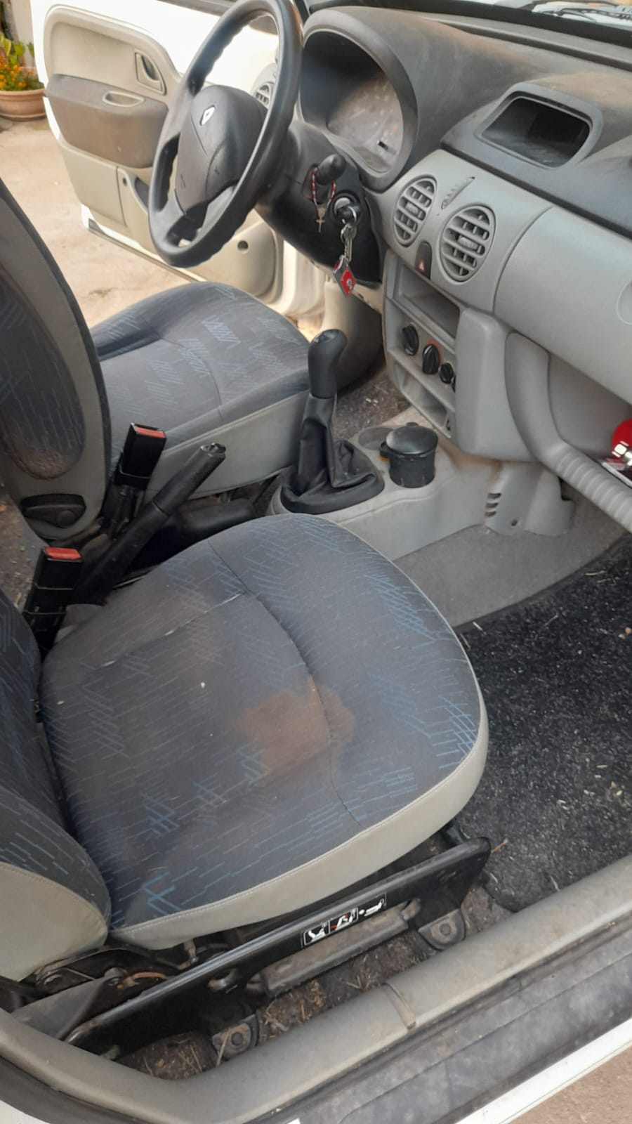 Cruscotto e plastiche prima